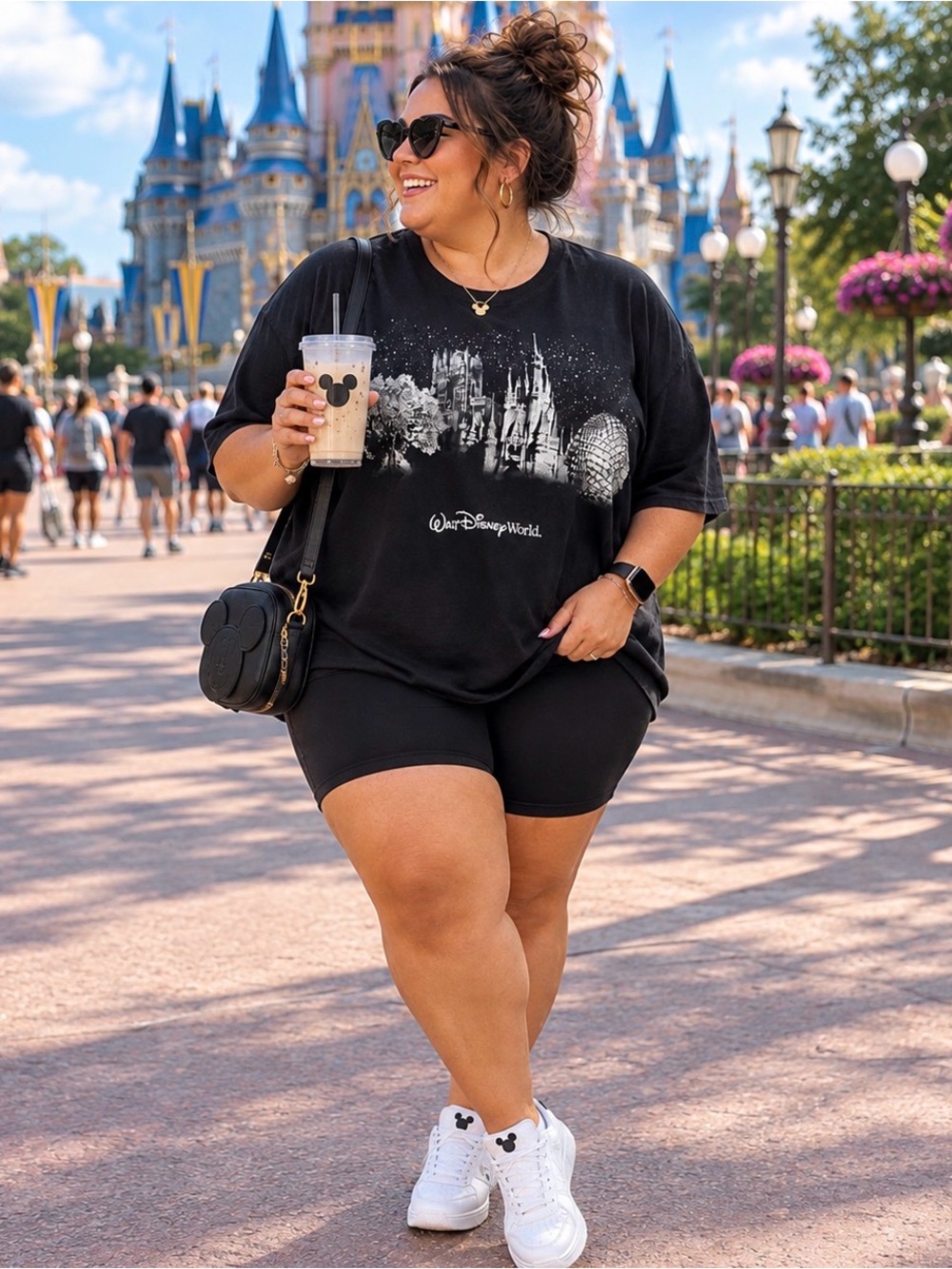 Disney Parks Walt Disney World Icons Black W/Glitter Graphic Tee. Size 3X